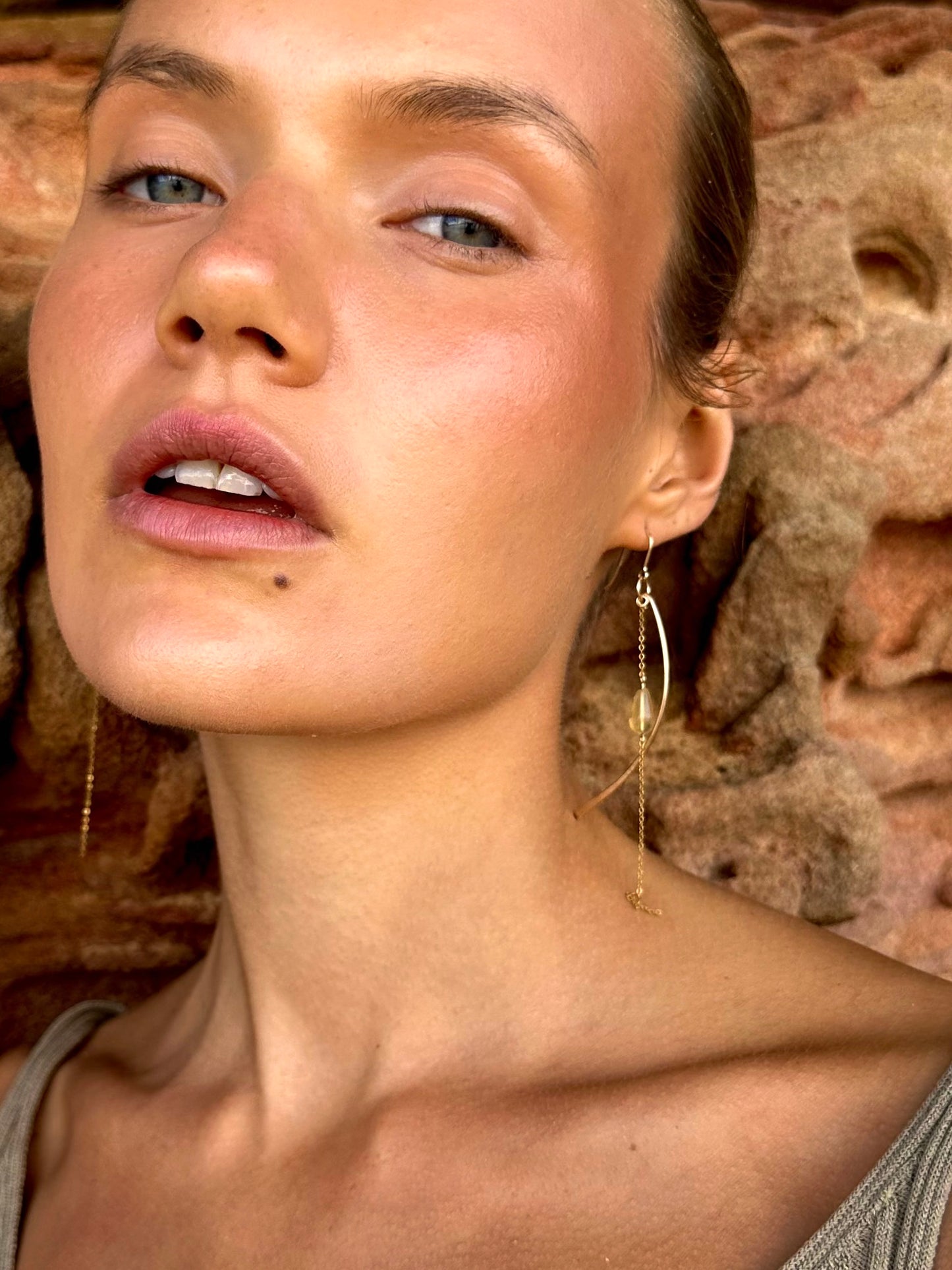 Kamaria drop earrings